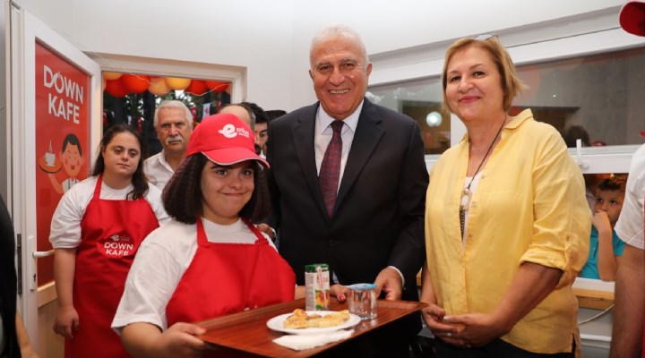 Down Kafe sahibi: Güncel ve Doğrulanmış Bilgiler [2026] - Kapak Görseli